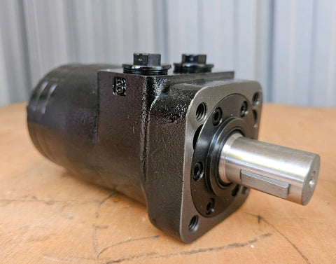 LSHT Hydraulic Motor - 14.76 in³/rev - SAE "A" 4-bolt - 1" Woodruff - SAE Ports - BMPHZ-250-H4-K-S